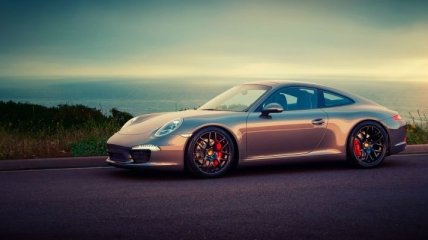 Porsche 911 увековечили в Гудвуде