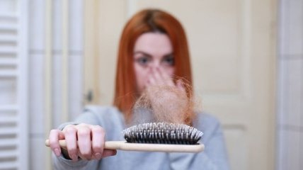 Как не облысеть: причины выпадения волос