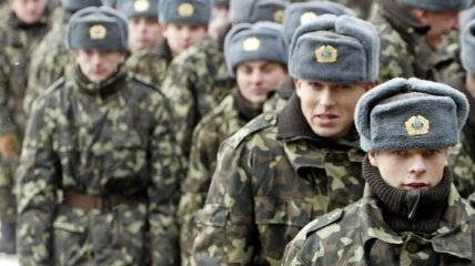 Турчинов: Обеспечения украинских военных зимней одеждой в приоритете