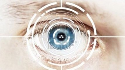 Samsung будет идентифицировать человека по радужной оболочке глаза