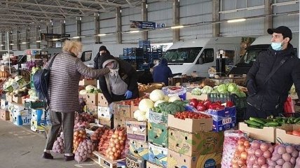 Минэкономики: в Украине уже открылись более половины продовольственных рынков