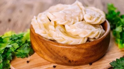 Рецепт дня: вареники с картошкой и жареными грибами 