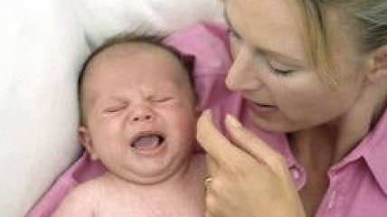 Как плач младенца действует на мам с депрессией?