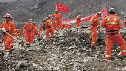 На месте оползня в Тибете найдены тела 17 жертв