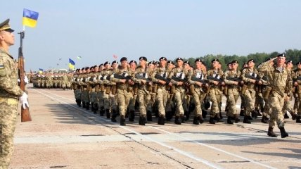 Парад ко Дню независимости: более 4 тысяч военных участвовали в репетиции
