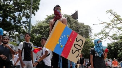 Замглавы МИД Украины рассказал о способе прекращения кровопролития в Венесуэле