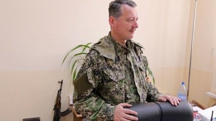 "Стрелок" заявил о начале организации "обороны Донецка" боевиками