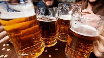 Медики заявили, что мужчинам нельзя пить пиво