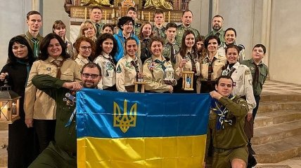 В Украину везут Вифлеемский огонь мира