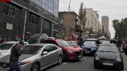 ДТП в Киеве на Печерске: полиция устанавливает причины
