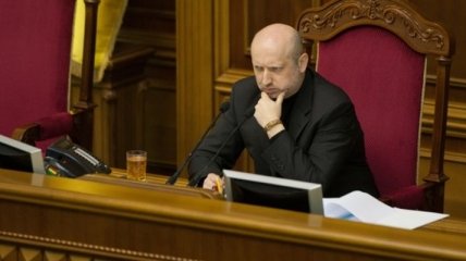 Турчинов уволил 43 глав райгосадминистраций в 7-х областях