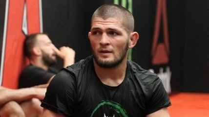 Нурмагомедов поборол чемпиона UFC в тяжелом весе (Видео)