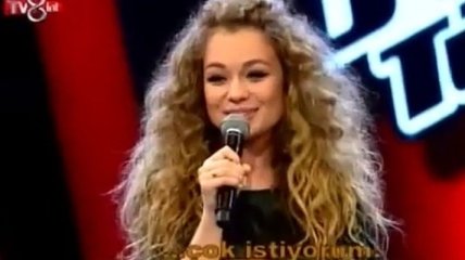 Украинка выступила на "Голос Турции" с песней "Вербовая дощечка"