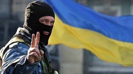 Военнослужащие ВСУ заботятся о мирном населении на Донбассе