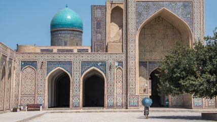 Узбекистан — дуже колоритне місце з дивовижною архітектурою