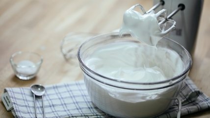 Сметана краще за інших молочних продуктів засвоюється організмом