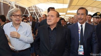 Берлускони продал 48% акций "Милана"
