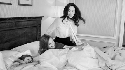 Анджелина Джоли снялась для модного глянца вместе с детьми 