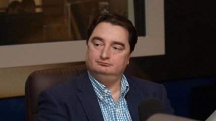 Игорь Гужва: Куда исчезают американские ценности, когда в Украине без суда закрывают оппозиционные телеканалы и отжимают бизнес через санкции СНБО?