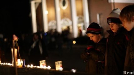 Азаров выразил соболезнования в связи с гибелью людей в США