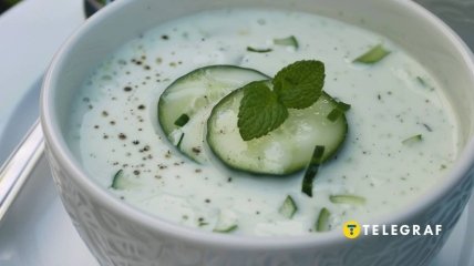 Цей суп чудово освіжає у спеку (зображення створено за допомогою ШІ)