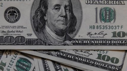 НБУ снизил курс доллара до 11,71 грн/$1