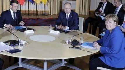 Российские пропагандисты единодушно оценили переговоры Меркель, Путина и Макрона