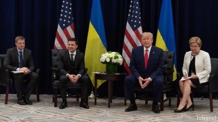 Зеленский попросил Трампа приехать в Украину