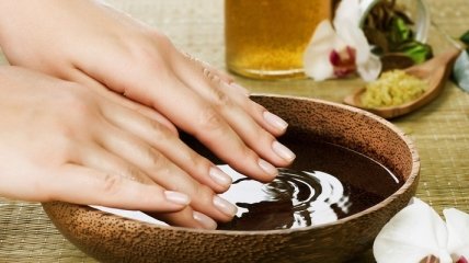 Лечение ногтей эфирными маслами в домашних условиях 