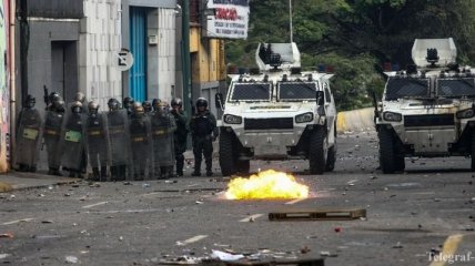 В Венесуэле продолжаются протесты, есть погибшие и раненые