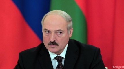 Лукашенко: необходимо сократить набор студентов в белорусские вузы