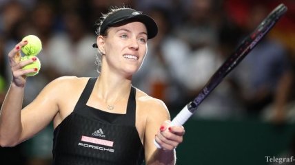 Итоговый турнир WTA: Кербер обыграла Осаку