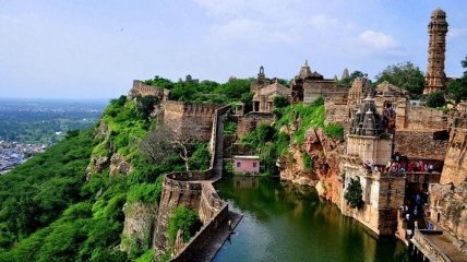 Таинственность и драматизм: древний город Индии с особой историей (Фото)
