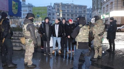 Затримання учасників "ЧВК "Редан". Фото - Facebook Сергія Болвінова