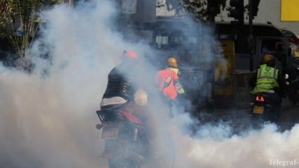 В Кении полиция разогнала толпу демонстрантов слезоточивым газом