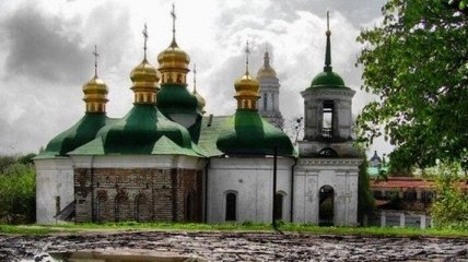 Отреставрированный старинный храм показали киевлянам