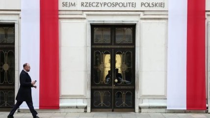 Здание Сейма в Польше