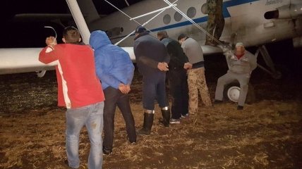 На Киевщине задержали самолет с российскими сигаретами