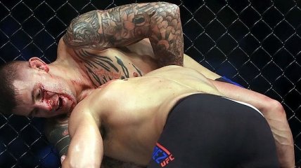 UFC: Порье нокаутировал Альвареса во 2-м раунде (Видео)