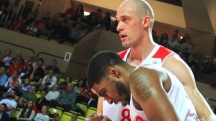 Украинец Гладыр вышел в полуфинал чемпионата Франции по баскетболу
