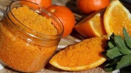 Здоровая кожа: делаем апельсиновый скраб для тела (видео)