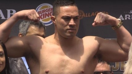 Новозеландский боксер Паркер стал новым чемпионом мира в супертяжелом весе (Видео)
