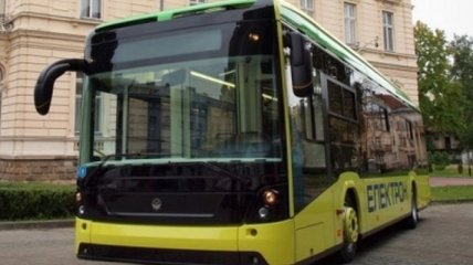 Во Львове презентовали первый отечественный электробус (Видео)