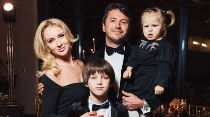 Притула уже трижды папа: как выглядят все его дети и жена на фото