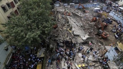 В связи с обрушением здания в Мумбаи задержаны 3 чиновника