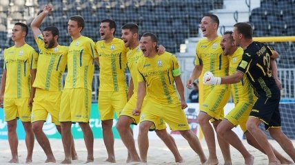 Сборная Украины по пляжному футболу в спарринге победила Азербайджан