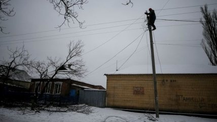Дождь и снег: непогода обесточила 18 населенных пунктов в Украине