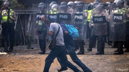 Протесты в Венесуэле: пострадали более 200 человек 
