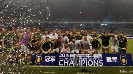 Мадридский "Реал" с трофеями из Китая и Австралии вернулся в Испанию