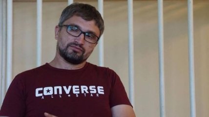 Суд оставил под арестом активиста Мемедеминова